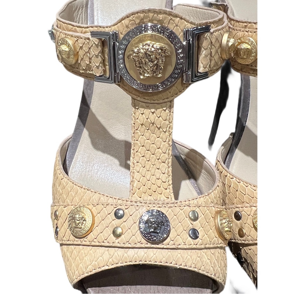 Versace Unique Clogs Mules - Picture 5 of 9
